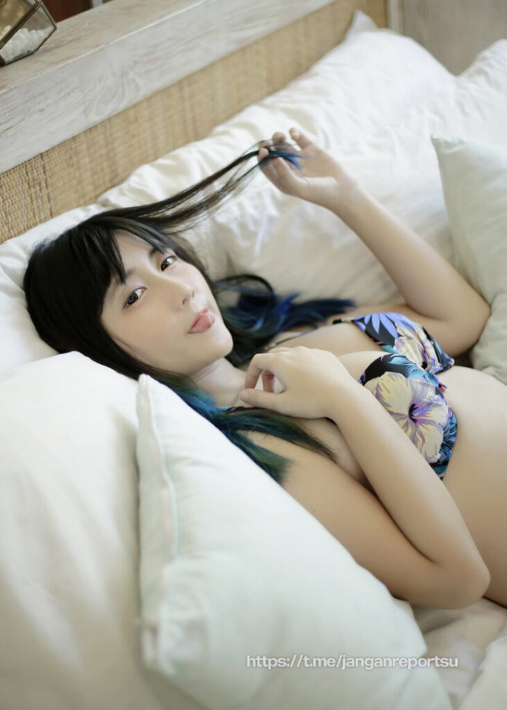 Instagram – Asian – Indonesian – Dea Marella (@deamarella33) – Nude