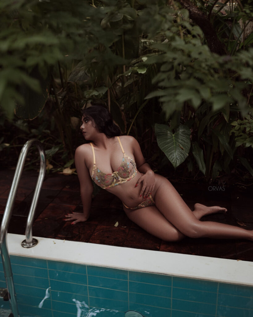 Instagram – Indian – Debochan – Nude Leaks