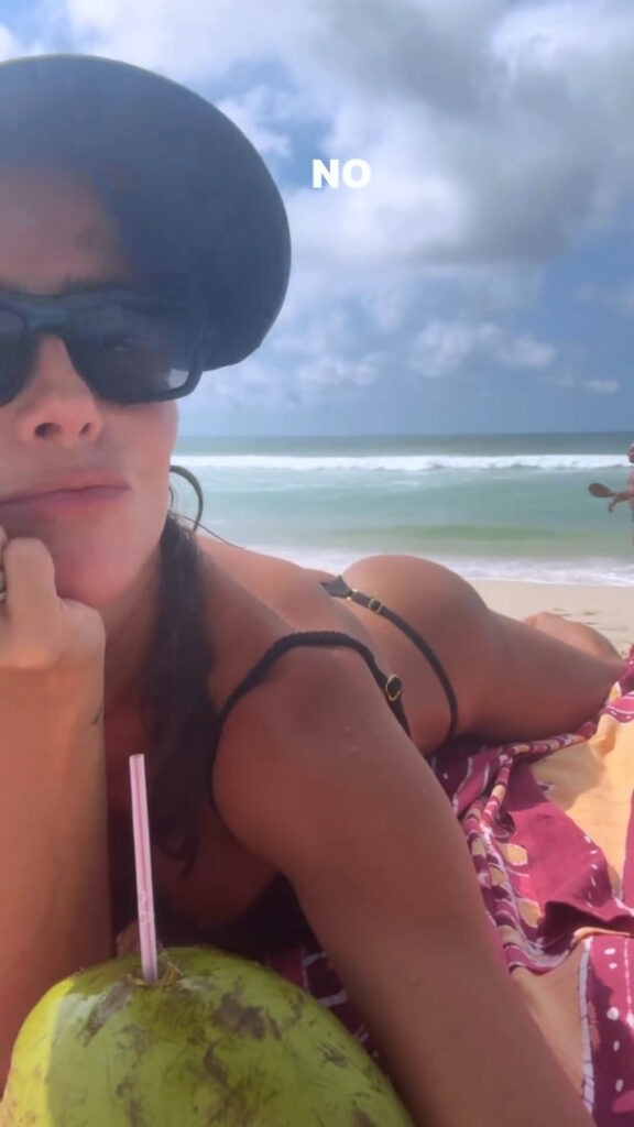 Brazil – Celeb – Deborah Secco – Nude Leaks