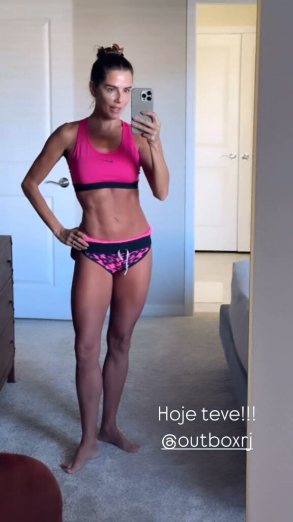 Brazil – Celeb – Deborah Secco – Nude Leaks