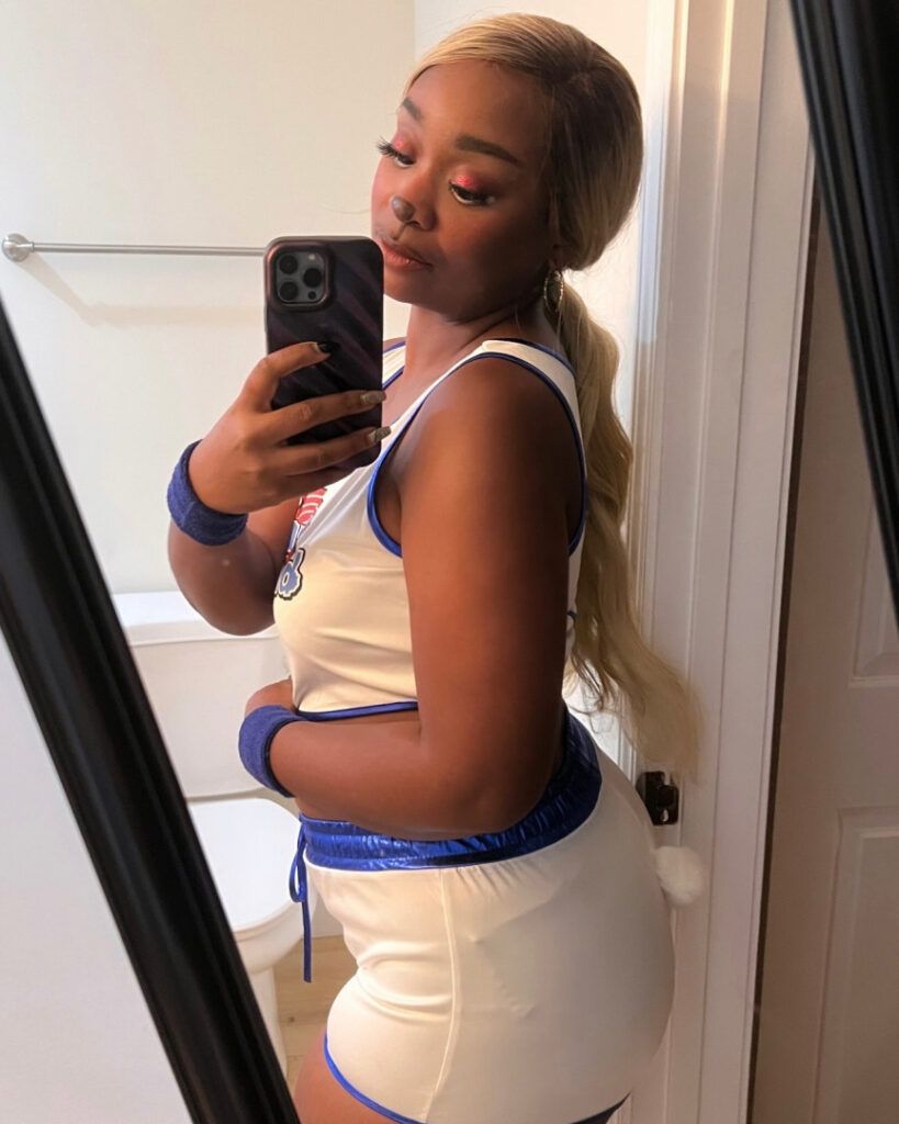 Twitch – Ebony – DefinedByKy – Nude