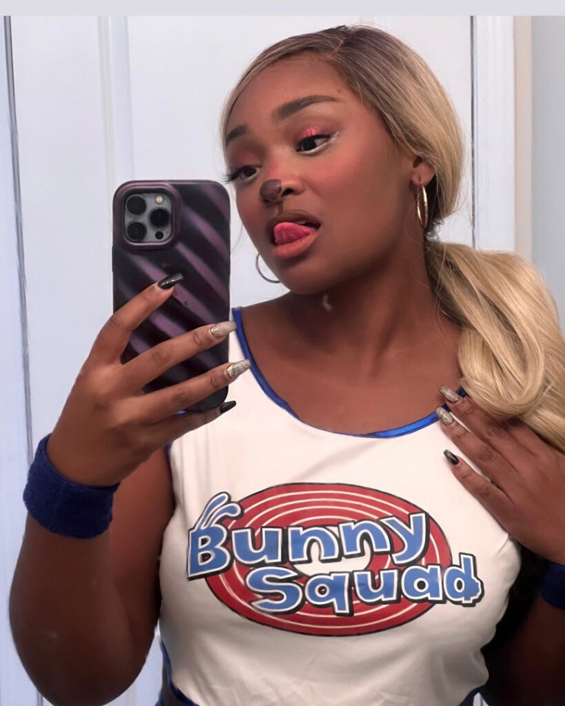 Twitch – Ebony – DefinedByKy – Nude