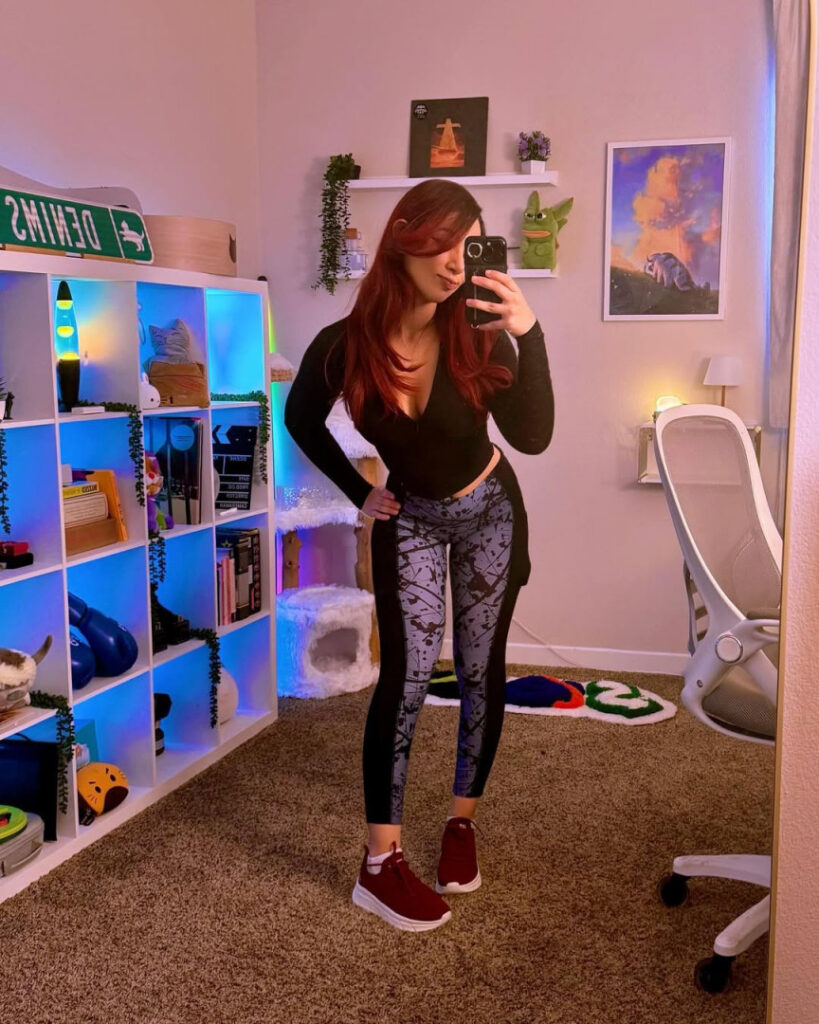 Twitch – Fansly – Denims/Denimstv – Nude