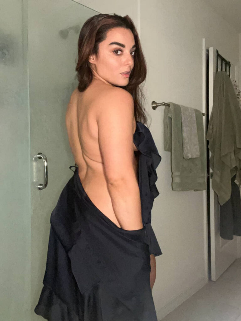 Celeb – OnlyFans – T H I C C – Deonna Purrazzo – Nude