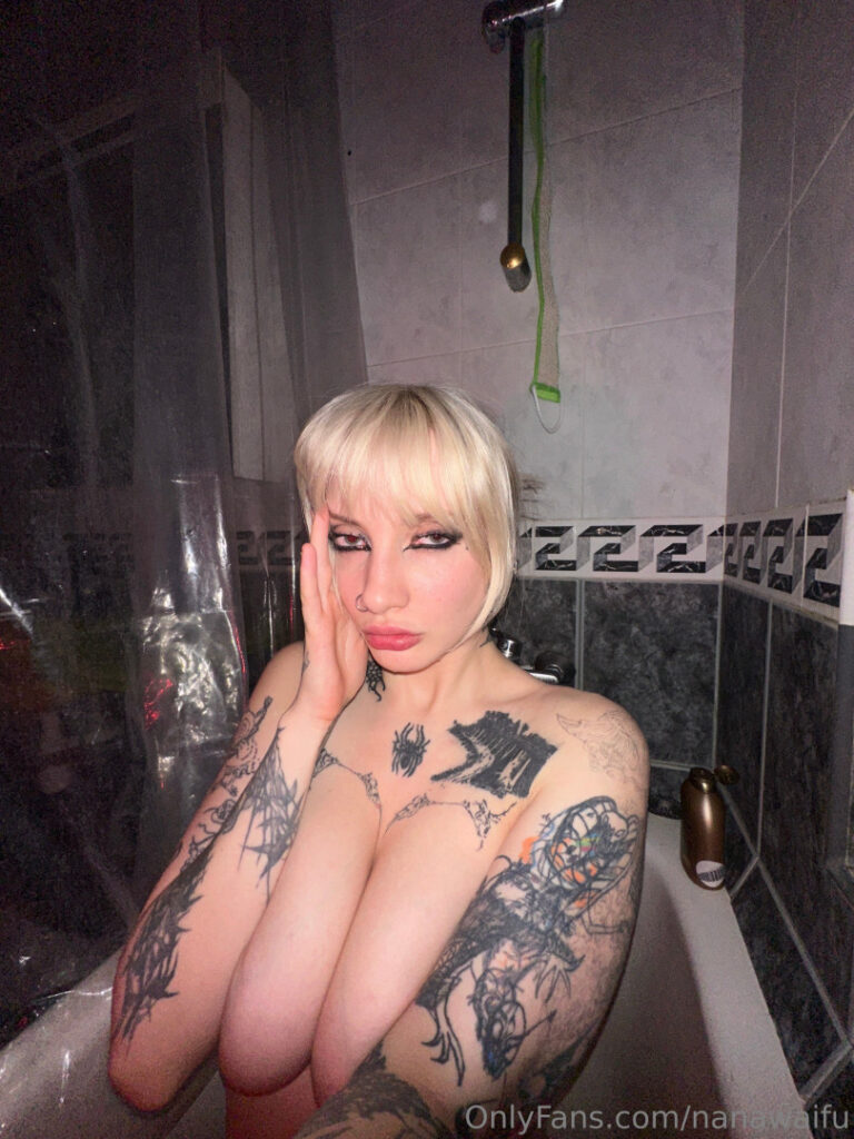 OnlyFans – Dia Dora / Nana Waifu – Nude