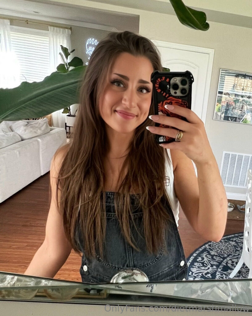 OnlyFans – Reddit – Dietmarshmallow / Poppy – Nude Leaks