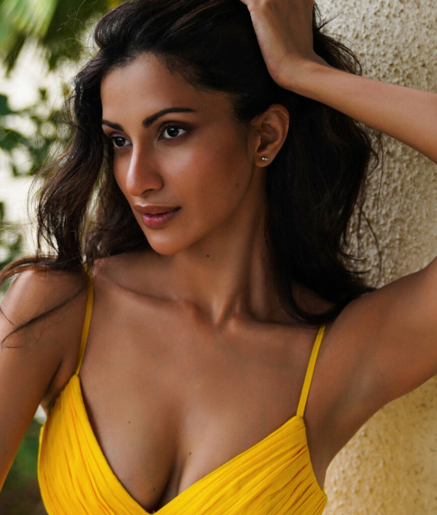 Celeb – Indian – Diksha J Singh – Nude