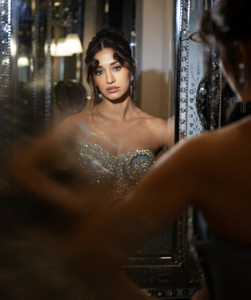 Celeb – Disha Patani – Nude