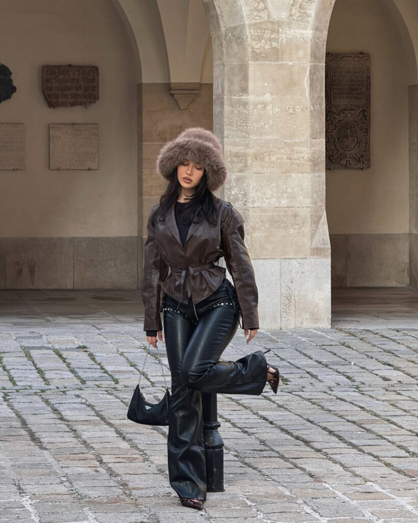 Instagram – Doina Barbaneagra – Nude