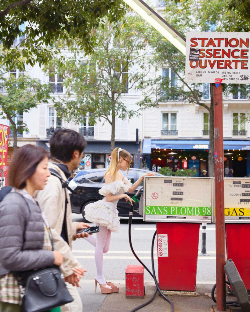 Celeb – Dove Cameron – Nude