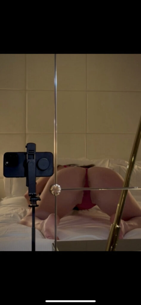 OnlyFans – Dr Shelly Seidenberg – Nude