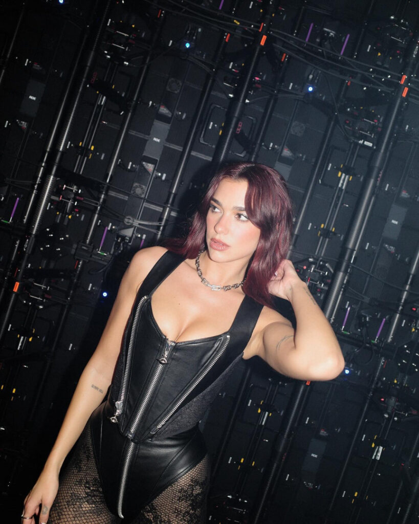 Celeb – Dua Lipa – Nude