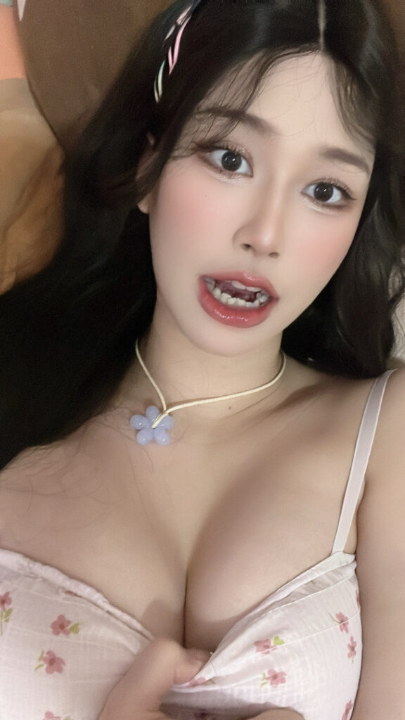 Cosplay – Asian – Thai – EarniesHime / Earnies.h – Nude Leaks