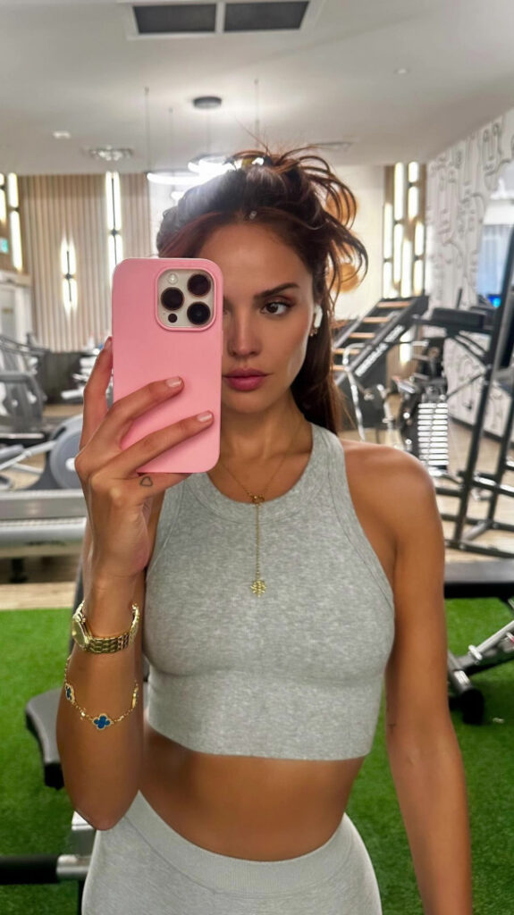 Celeb – Eiza Gonzalez – Nude