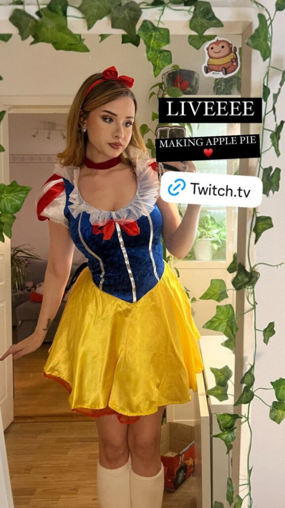 Twitch – elina – Nude