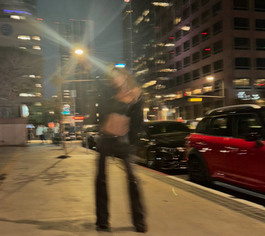 Celeb – MILF – Elisabetta Canalis – Nude