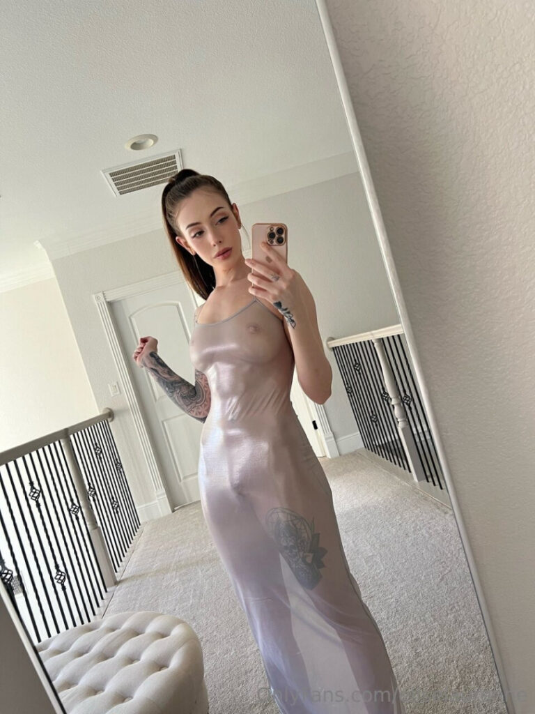 OnlyFans – Elise Laurenne – Ellie – Nude