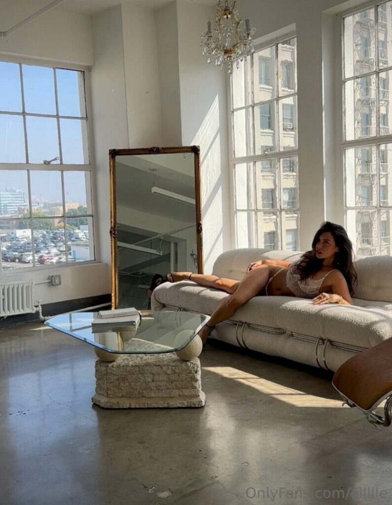 OnlyFans – Instagram – ellllle / Elle / Lauren King – Nude