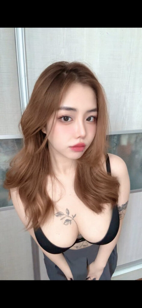 OnlyFans – Asian – Elvaevac – Nude Leaks