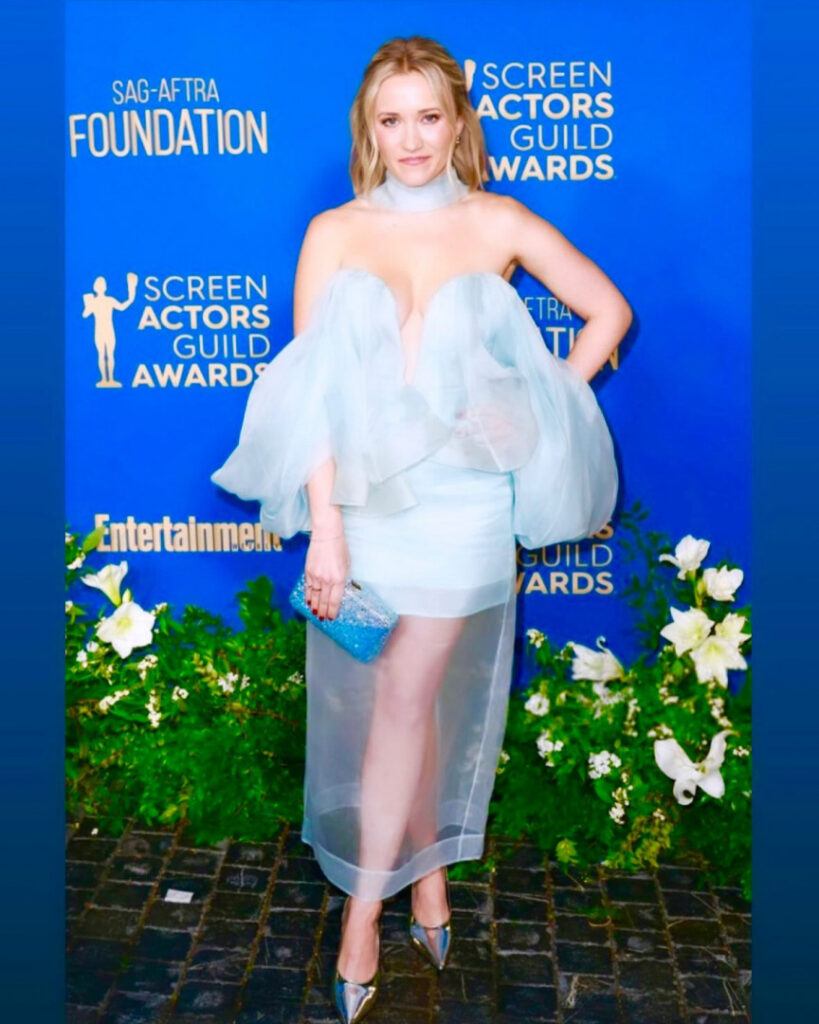 Celeb – Emily Osment – Nude