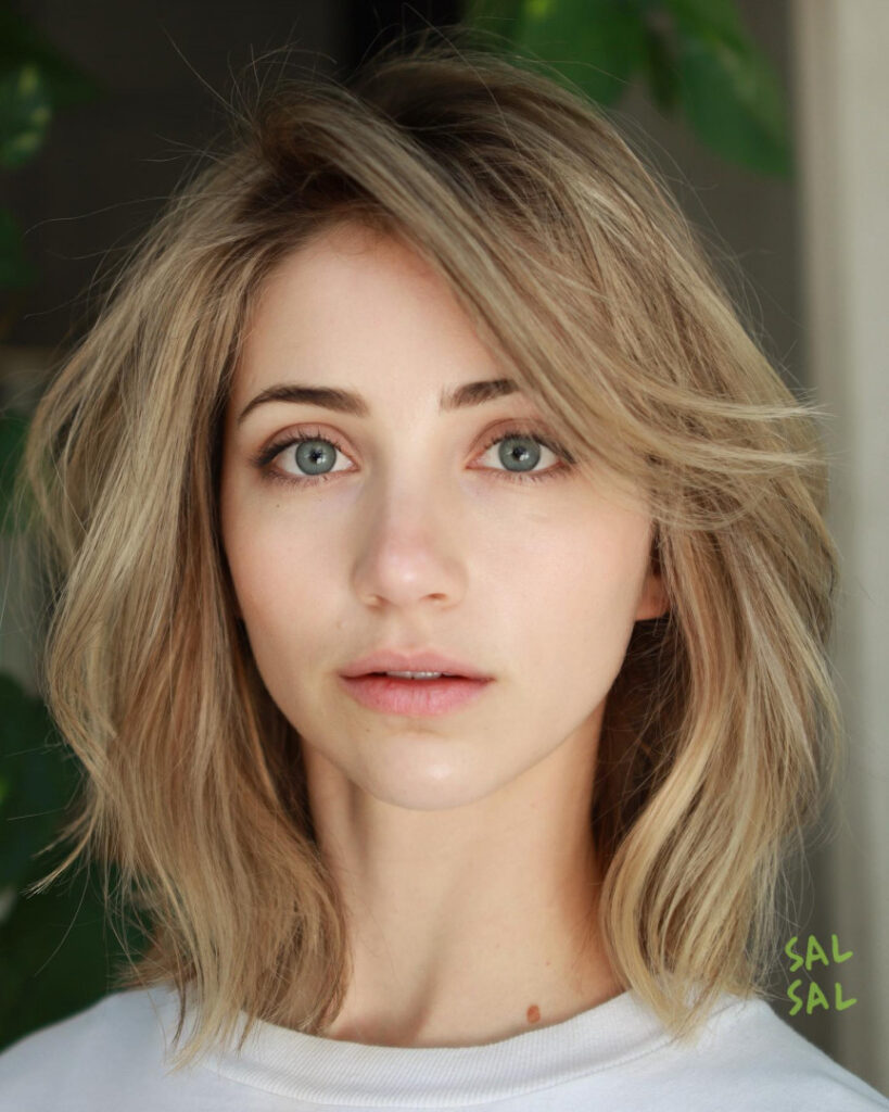 Celeb – Emily Rudd – Nude