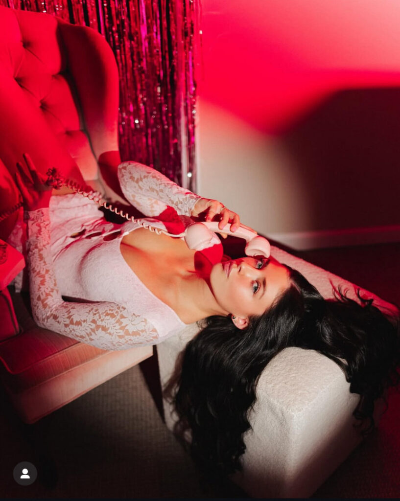 TikTok – Instagram – Emily Weiland – Nude