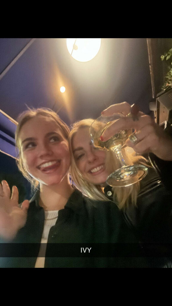 TikTok – Instagram – Emma Brooks – Nude