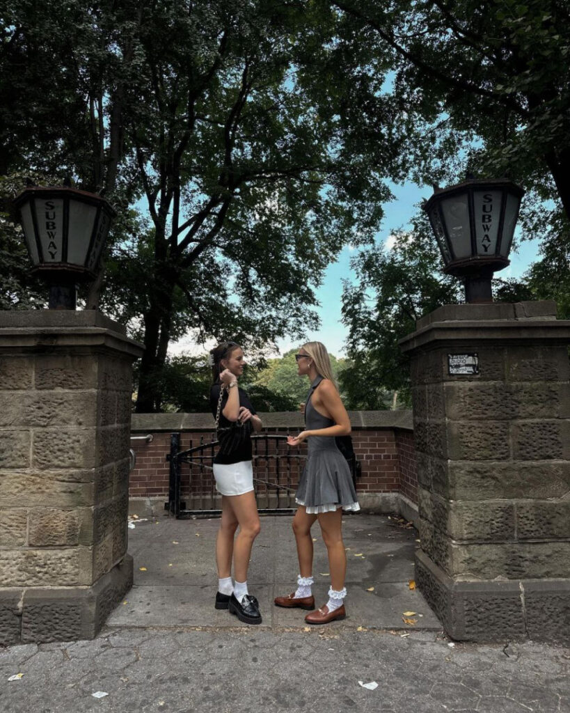 TikTok – Instagram – Emma Brooks – Nude