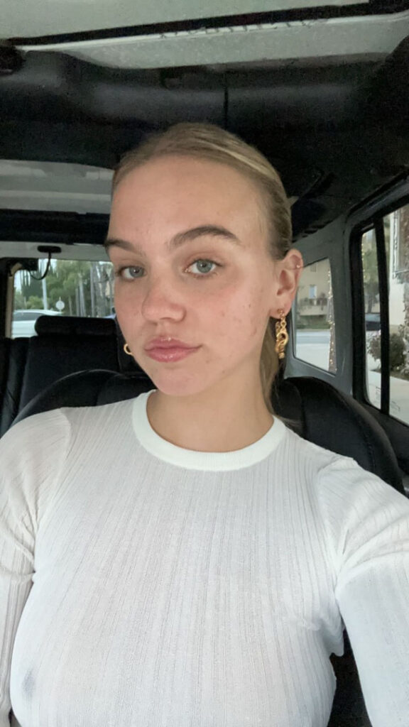 TikTok – Instagram – Emma Brooks – Nude