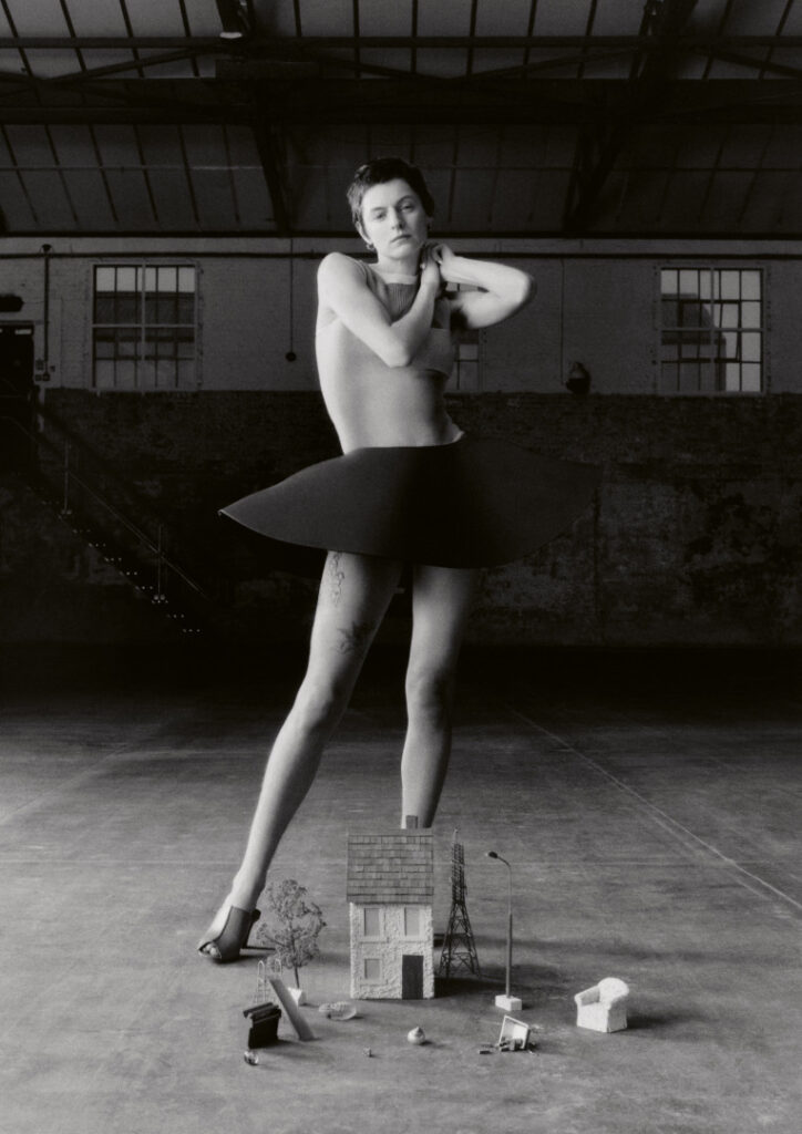 Celeb – Emma Corrin – Nude