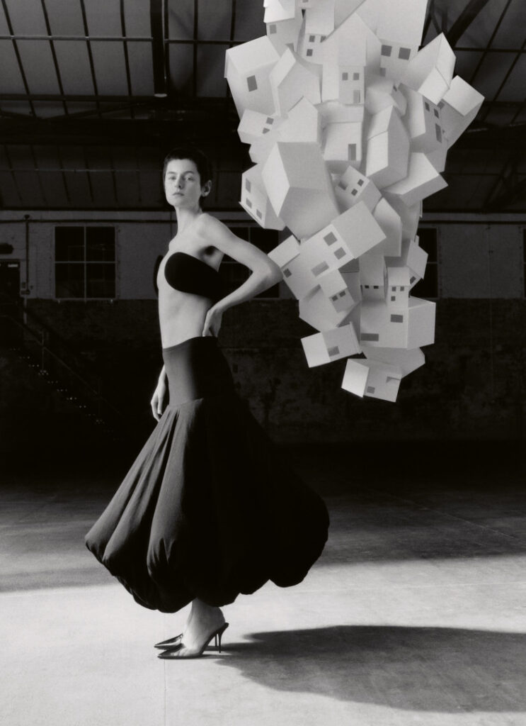 Celeb – Emma Corrin – Nude