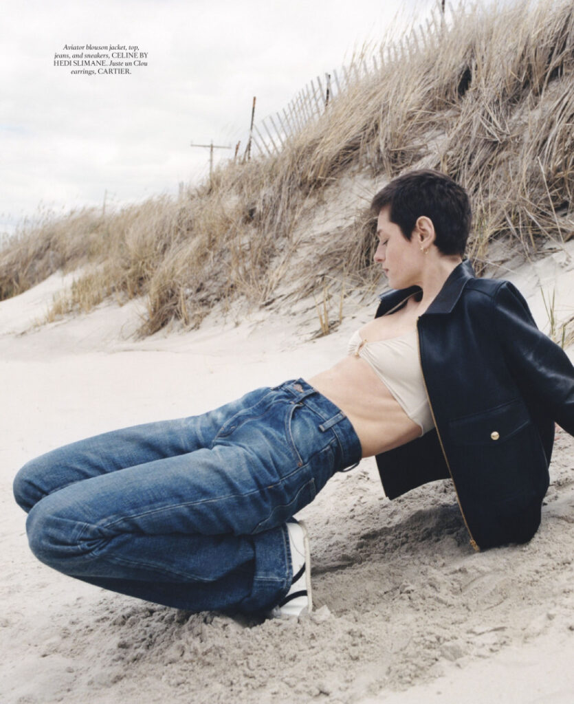 Celeb – Emma Corrin – Nude