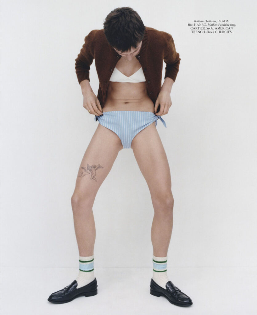 Celeb – Emma Corrin – Nude