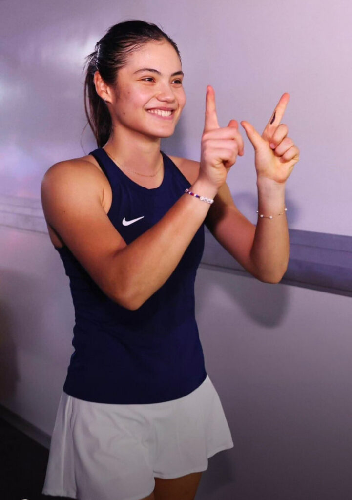 Celeb – Teen – Emma Raducanu – Nude