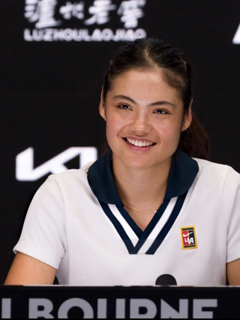 Celeb – Teen – Emma Raducanu – Nude