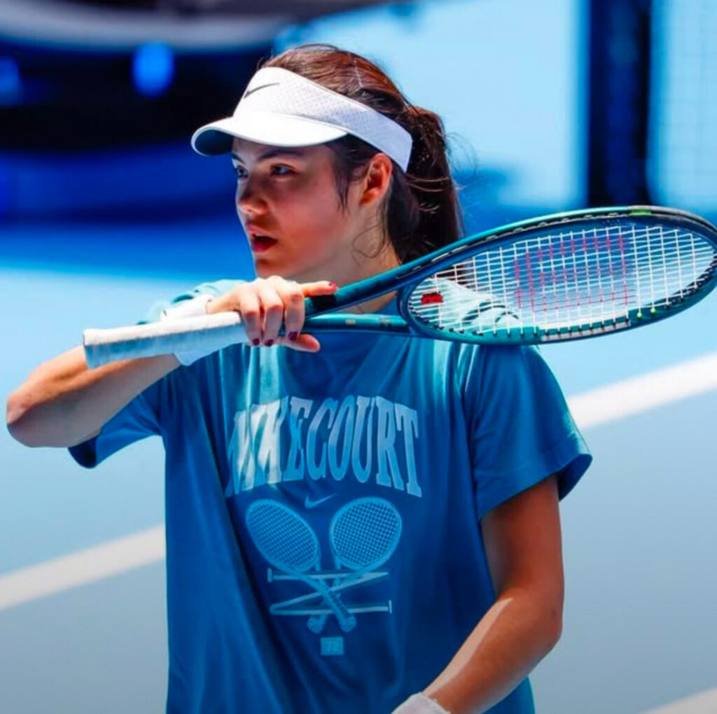 Celeb – Teen – Emma Raducanu – Nude