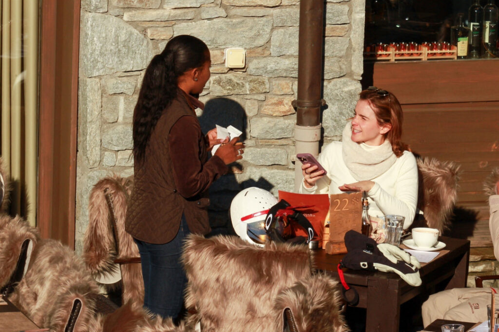 Celeb – Emma Watson – Nude