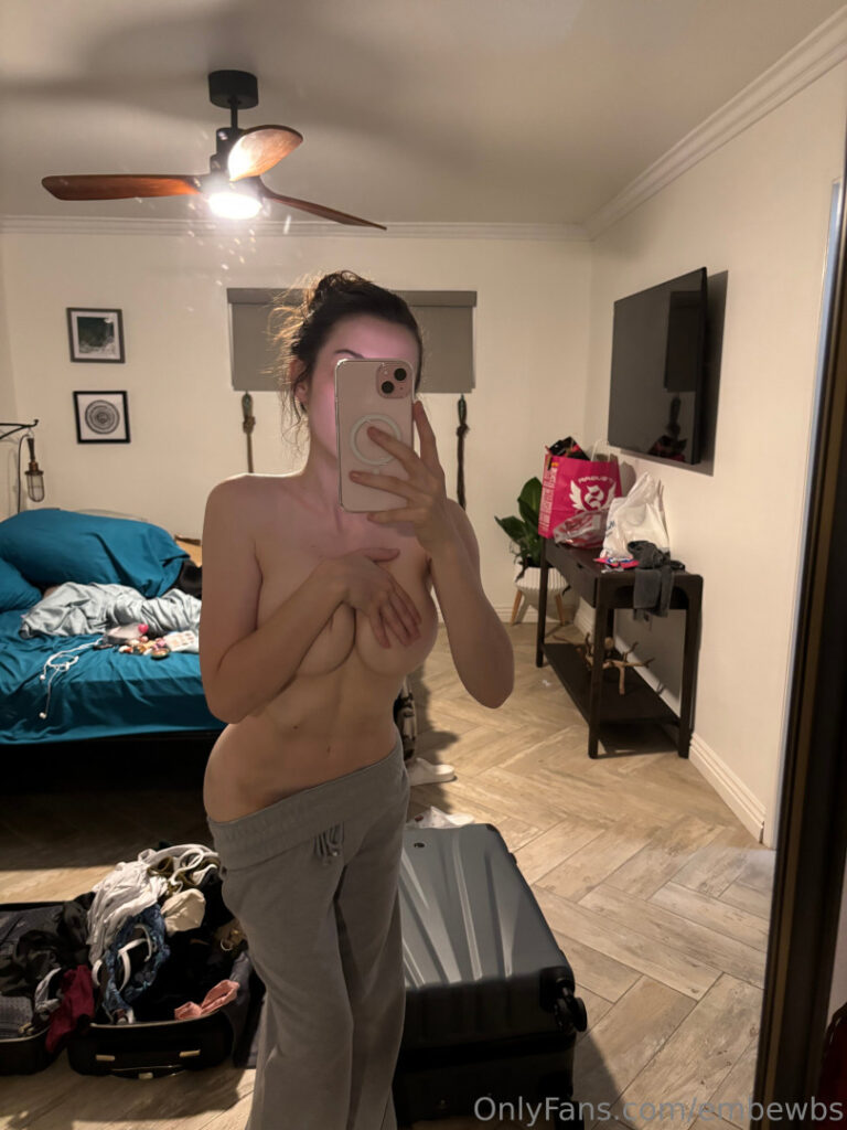 Twitch – OnlyFans – Emmia – Nude