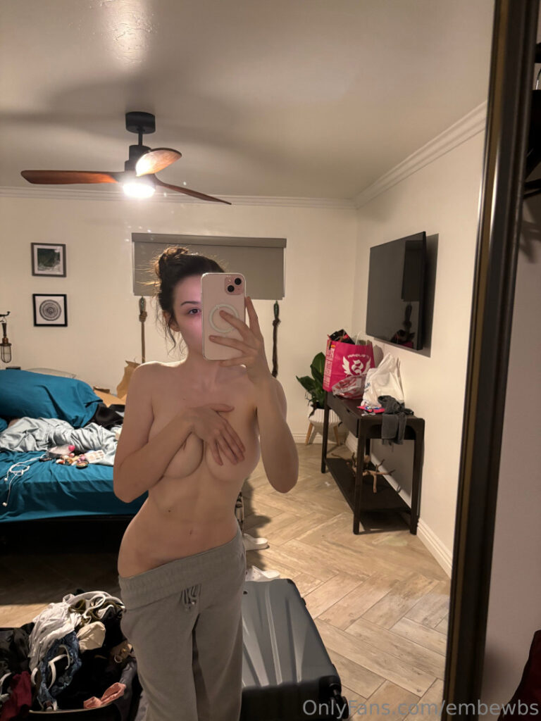 Twitch – OnlyFans – Emmia – Nude