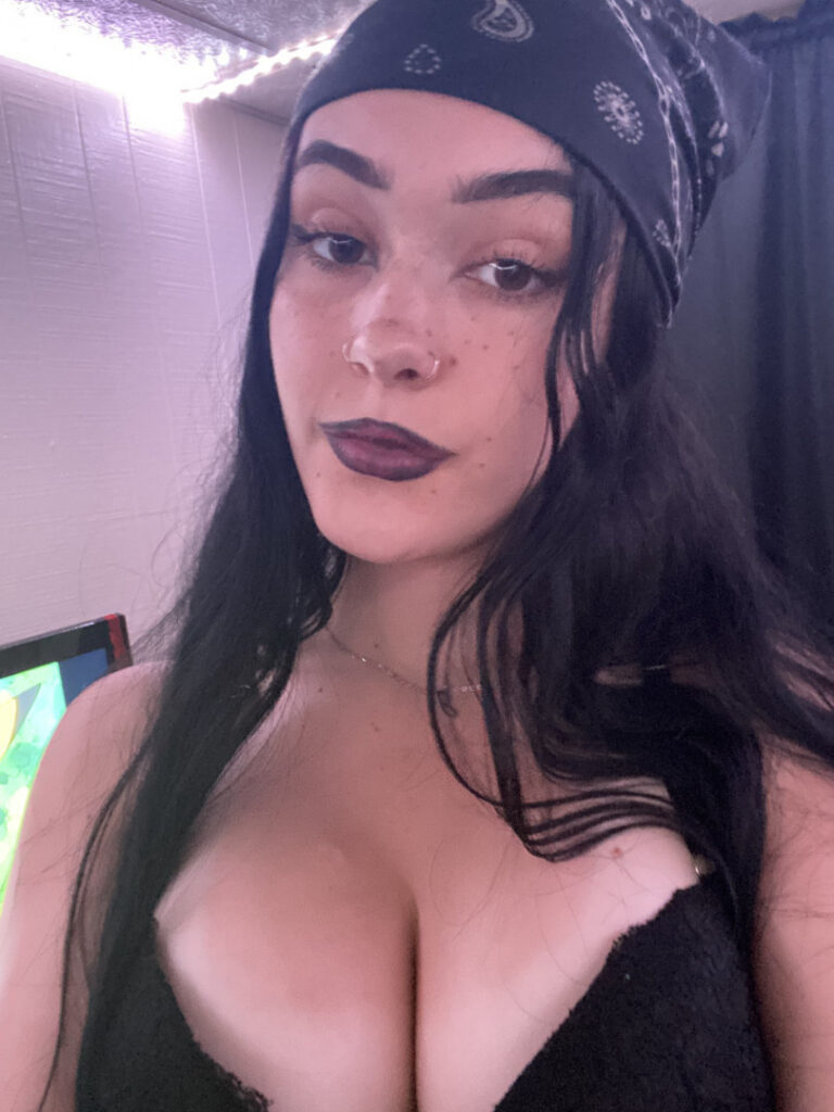 OnlyFans – Emmie star / emmie_star / emmie_starrr / emmiestarrr – Nude Leaks