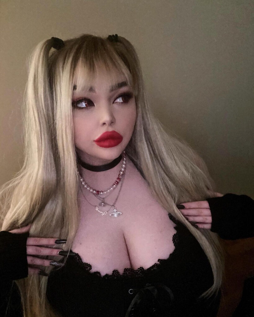 TikTok – Instagram – T H I C C – Empathicc aka Emily – Nude Leaks