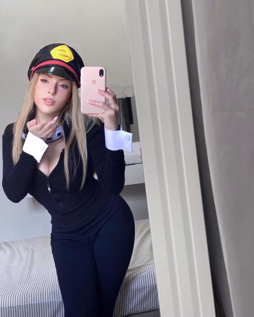 Brazil – Twitch – Cosplay – Emy gasparotti       Emerwly – Nude Leaks