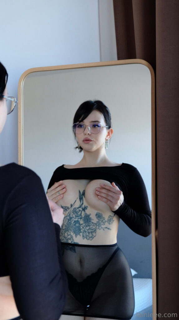 OnlyFans – es.lain / tequilalalax / yummy_yum-yum – Nude