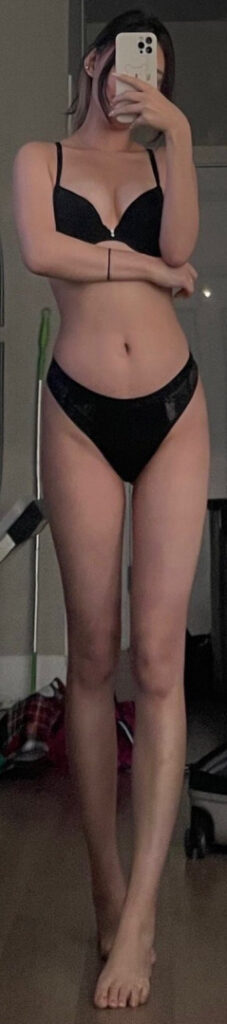 Twitch – Petite – Asian – esblee / Esther Lee – Nude Leaks