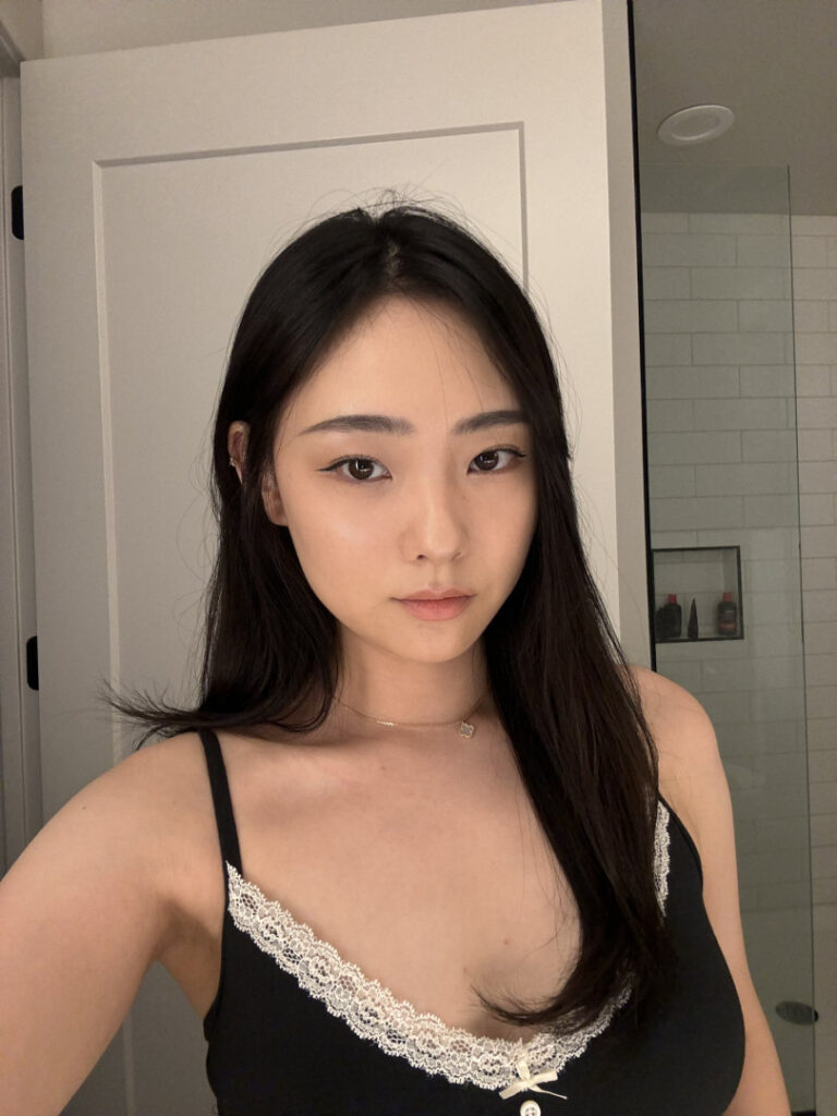 Twitch – Petite – Asian – esblee / Esther Lee – Nude Leaks