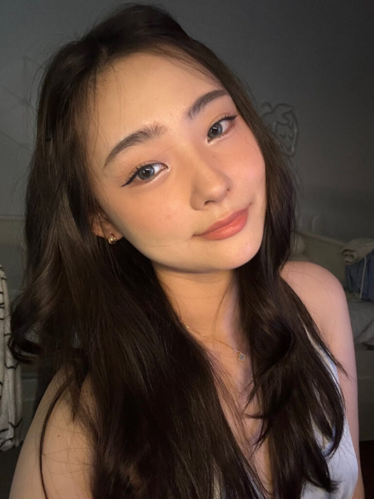 Twitch – Petite – Asian – esblee / Esther Lee – Nude Leaks