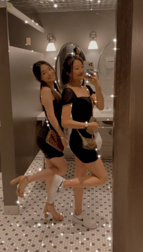 Twitch – Petite – Asian – esblee / Esther Lee – Nude Leaks