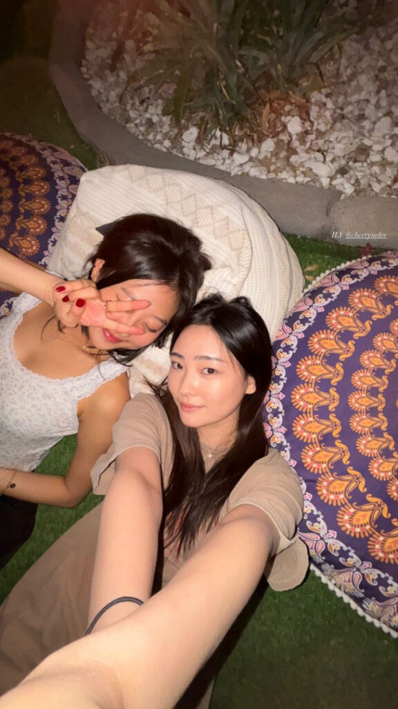 Twitch – Petite – Asian – esblee / Esther Lee – Nude Leaks