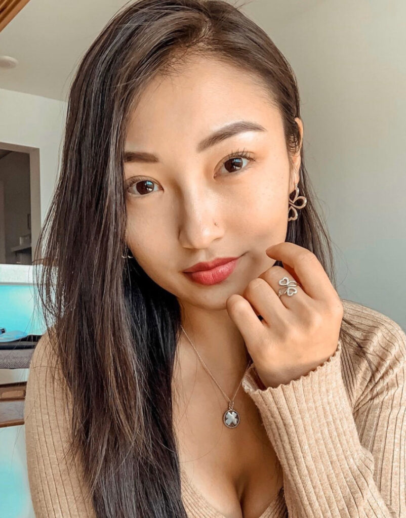 TikTok – Instagram – Asian – Essa Tan / iseetan – Nude