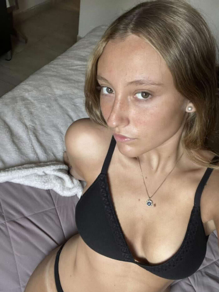 OnlyFans – estellabeauty / EstellaSexy – Nude Leaks